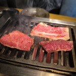 焼肉食堂 かど家    - 