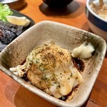 お魚スタンドゆうじ - 鶏つくね 1本 300円