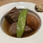 和牛小皿 しんうち - 【真打コース】
      炊　物：牛タンと自家製ごぼ天の炊いたん