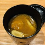 日本料理 晴山 - 赤だし