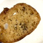 BAKE STAND - トマトにバジル、最高に美味しいアテパン