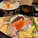 鮨・酒・肴 杉玉 - 