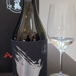 日本料理 TOBIUME - お酒⑦黒龍 二二〇周年記念 直《八》(福井)
      米品種:兵庫県産山田錦100%、精米歩合:40%