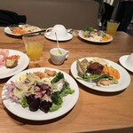 MORETHAN TAPAS LOUNGE - 