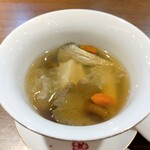 松石 - 山形県のなめこ・たもぎだけ、宮城県のつぶ貝を使ったスープ