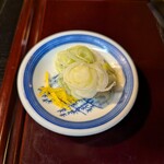 一二三屋 - 味変アイテム。柚子を入れるタイミングも悩ましい。そのくらいデフォルトのスープが旨かった。
