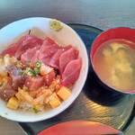 魚玄 - 人気メニューコラボ（マグロ×バラちらし）　1,100円