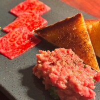 カルネジーオ イースト - 