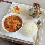 タイ料理JAMES - ランチメニュー「レッドカレー」(1200円)