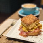 Akkumi Cafe - 