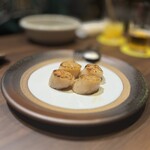 なぎさのハンバーガー - 北海道産　生帆立貝の薪火焼き