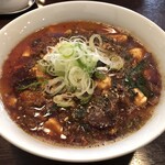 人力俥 - 本格麻婆豆腐が旨い！太麺がポクポクで合う！味噌麻婆麺！