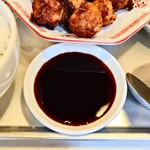 伯爵の肉団子 - 三種類から選んだ"タレ"は"黒酢"。