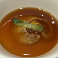 天厨菜館 銀座店 - フカヒレと雲丹茶碗蒸し仕立て
                    2024年12月17日