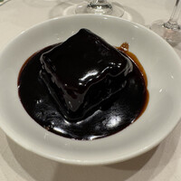 天厨菜館 銀座店 - 黒酢の酢豚 マンゴーソース
                      2024年12月17日