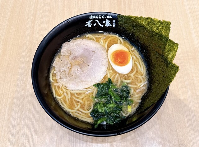 横浜家系らーめん 壱八家 富嶽 EXPASA海老名上り店 - 厚木/ラーメン