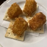 スリーヴァーチュー - 