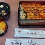 山崎屋 - 蓋を開けると•••