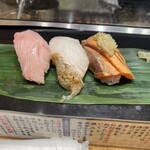 立食い寿司 根室花まる 銀座店 - 