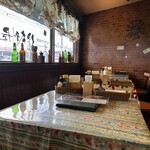 伊太利屋 - フロア