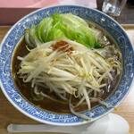 古武士 - 野菜つけ麵、レタスともやしがたっぷりのらーめん