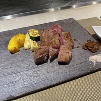 鉄板焼 ステーキ 北野坂 - 
