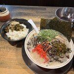 博多一丁 - 海苔トッピング