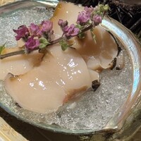 日本焼肉はせ川 別亭 銀座店 - 鮑が光る