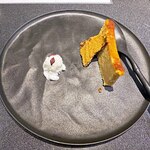 Japanese Soba Noodles 蔦 - デザートの白味噌チーズケーキとヤギミルクのアイス