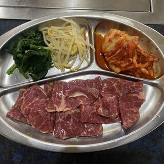 宝珍焼肉中華料理店 - 料理写真:
