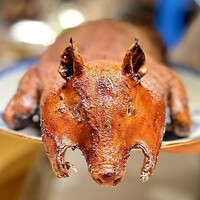 眞善美 - ⓬仔豚の丸焼き