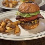 マンチズ バーガー シャック - 