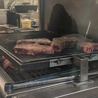 37 Steakhouse & Bar - 
