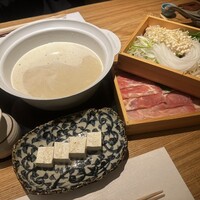 豆家別邸 鶏とおとうふ 福福 - 