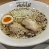 泡系しおとんこつラーメン べらしお 総本店
