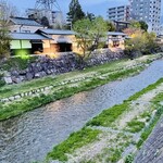 おきな堂 - お店の近く