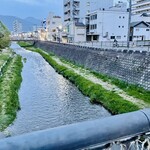 おきな堂 - お店の近く