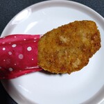 LAWSON - 料理写真:黄金チキン 骨つき