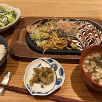 OSAKAきっちん。 東急プラザ渋谷店 - お好み焼き＆焼きそば定食