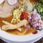 自家製麺 ら～めん かり屋 - 最近メンマが太くなったかな