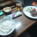 味の蔵どんつく - 牛カルビを定食にしてもらう。