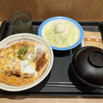 松屋 - 料理写真:...「ロースかつ丼 大（740円）」+「ミニポテキャベ（100円）」、こりゃ"独身"増えるわな。うまやすレベ高。。