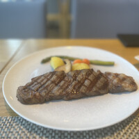 MIDO RESTAURANT PIC NIKA - 