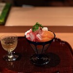 御料理 まつ山 - 杏仁豆腐　イチゴ　熊本産みかん　チーズ　金木犀クリーム