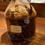 フィオッキ - テイクアウトでお土産に買いました　クリスマスまで少しずつ食べます