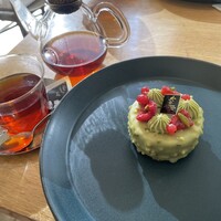 TOOTH TOOTH GARDEN RESTAURANT - 