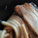 麺屋たけ井 - 全粒粉の中太麺