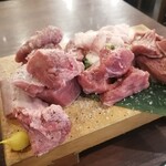 大衆ホルモン肉力屋 - 