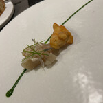 レストラン ラフィナージュ - トラフグのマリネ　ロックフォールソース