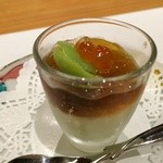 母屋　虎幻庭 -  えんどう豆と蚕豆のムース